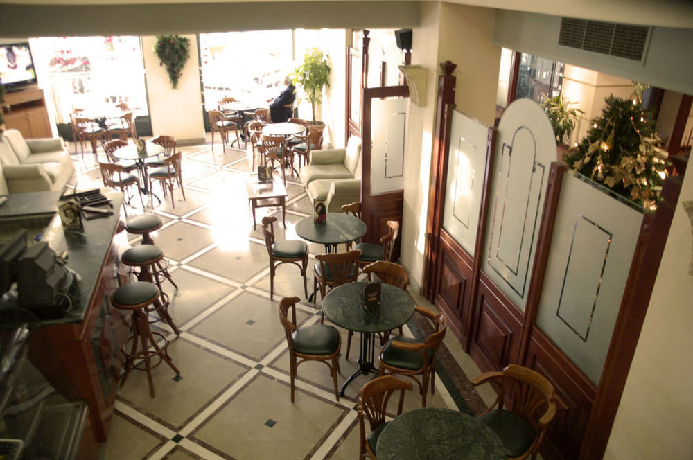 Hotel Rex Каламата Екстериор снимка