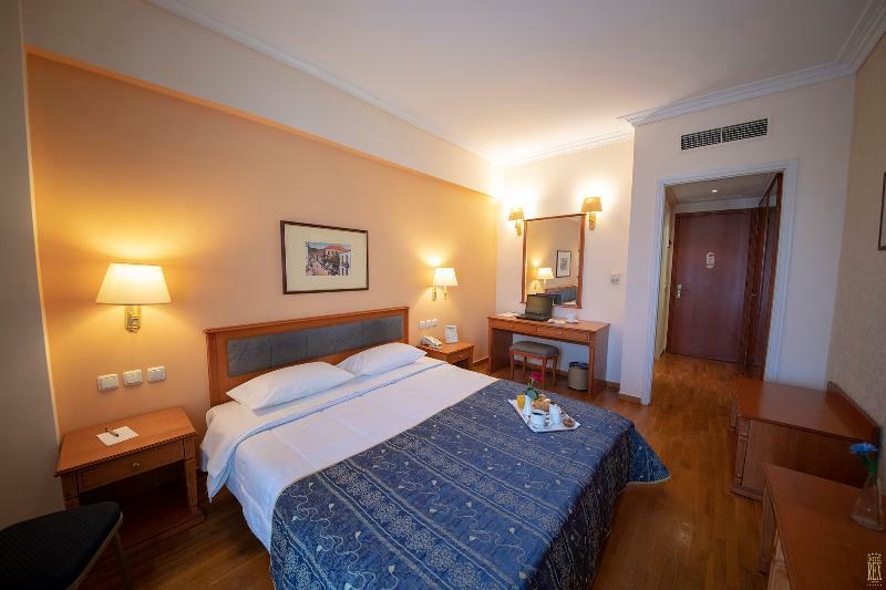 Hotel Rex Каламата Екстериор снимка